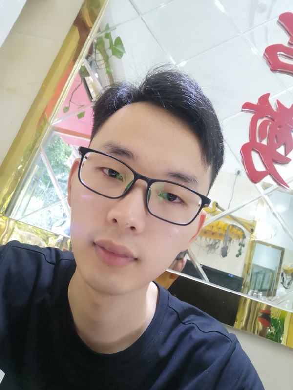 嗨喽先生的第一张照片--日照相亲服务中心
