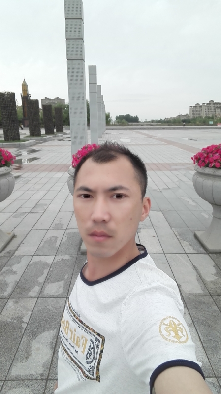 天平的第一张照片--日照相亲服务中心