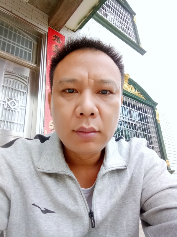 随缘的第一张照片--日照相亲服务中心