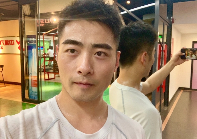 迁就的第一张照片--日照相亲服务中心
