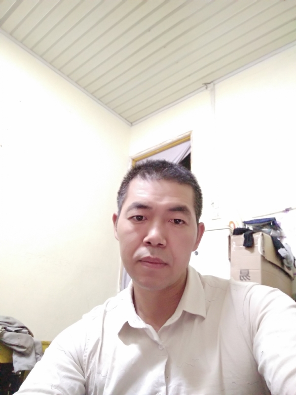 为伊消得人憔悴的第一张照片--日照相亲服务中心