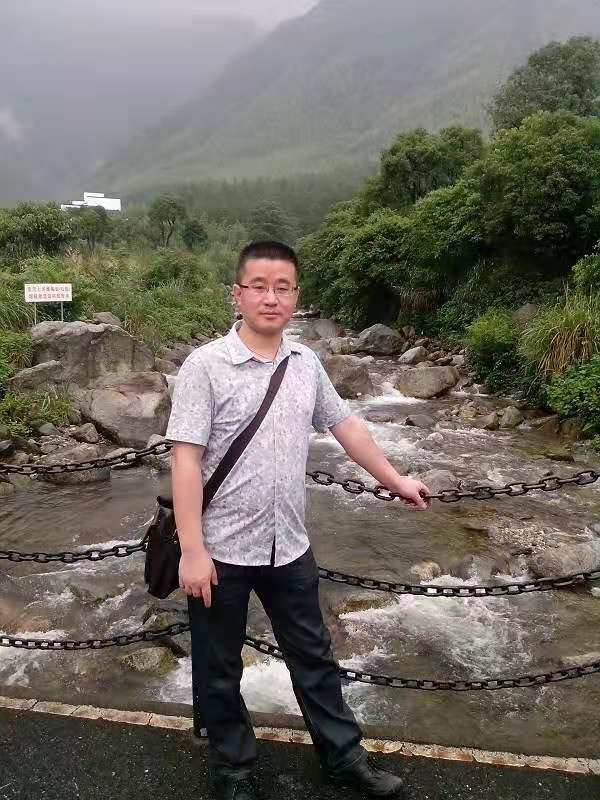 淡定牛魔王的第三张照片--日照相亲服务中心