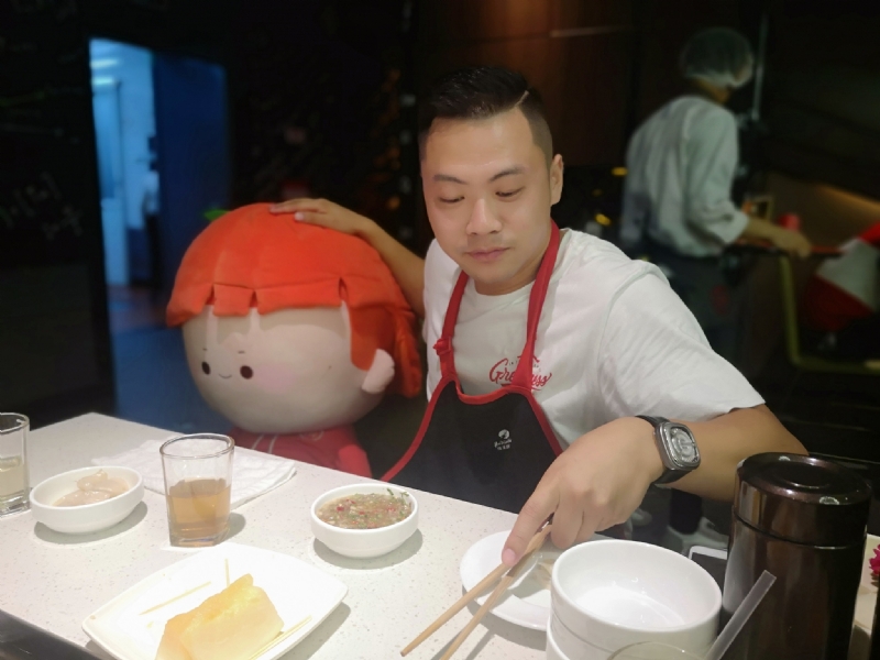 逆行的第一张照片--日照相亲服务中心