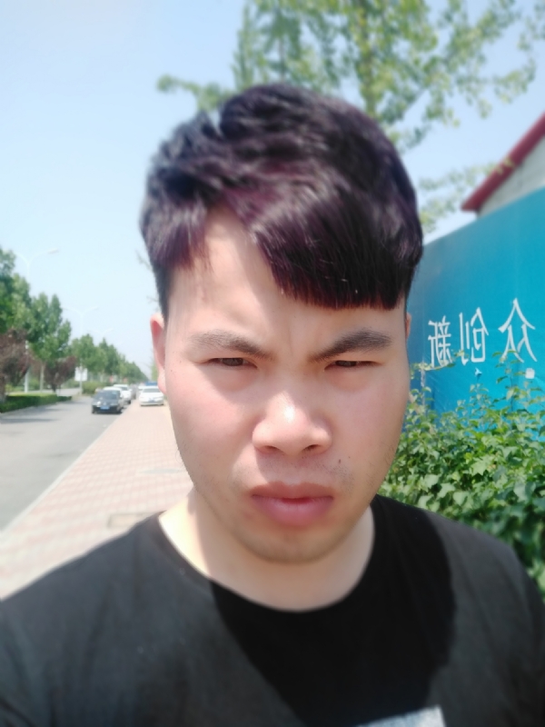 迷迭无情的第一张照片--日照相亲服务中心