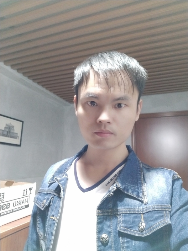 阿信的第一张照片--日照相亲服务中心