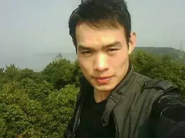 明镜的第一张照片--日照相亲服务中心