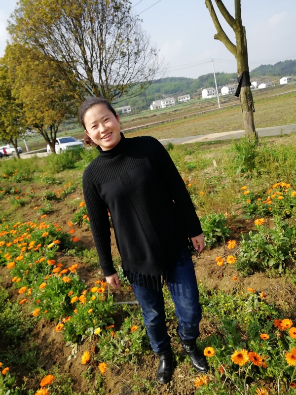 征婚女人的第四张照片--日照相亲服务中心