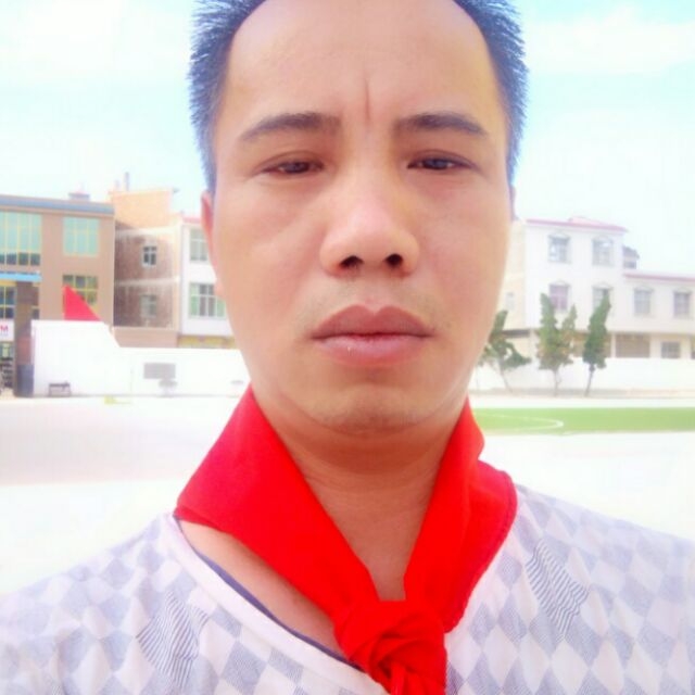 留守男人的第一张照片--日照相亲服务中心