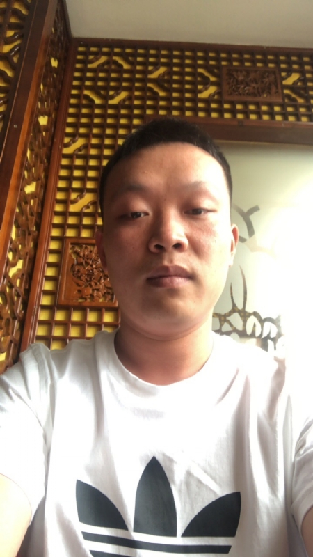 唐子龙的第一张照片--日照相亲服务中心