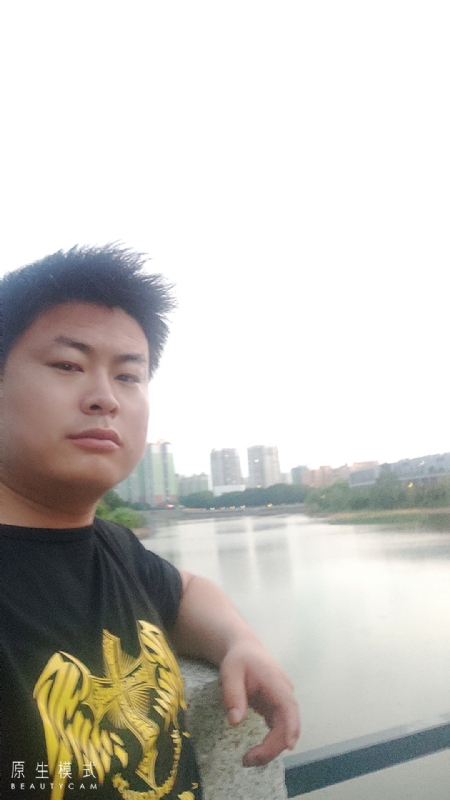 小海的第二张照片--日照相亲服务中心