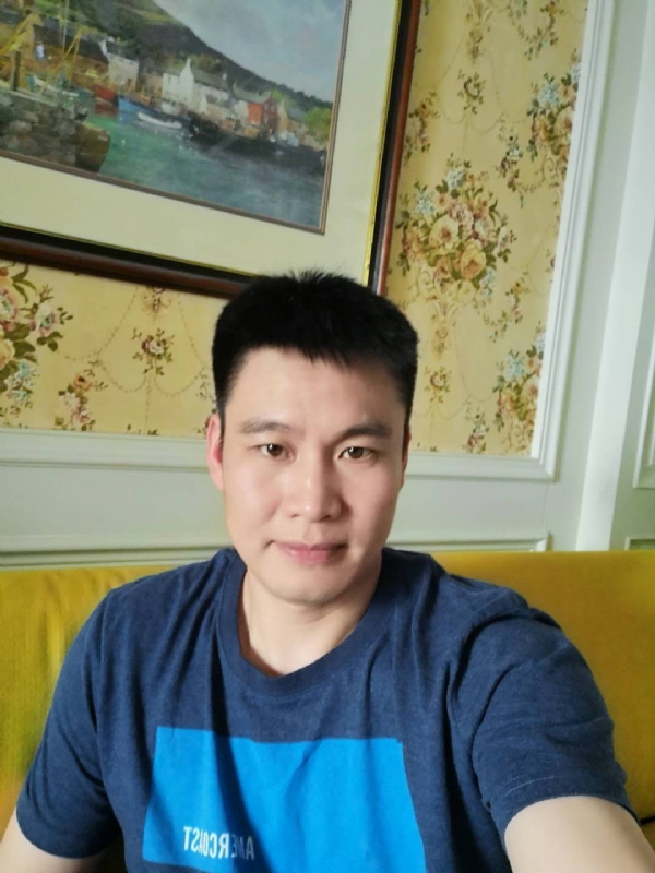 阳光灿烂的第二张照片--日照相亲服务中心