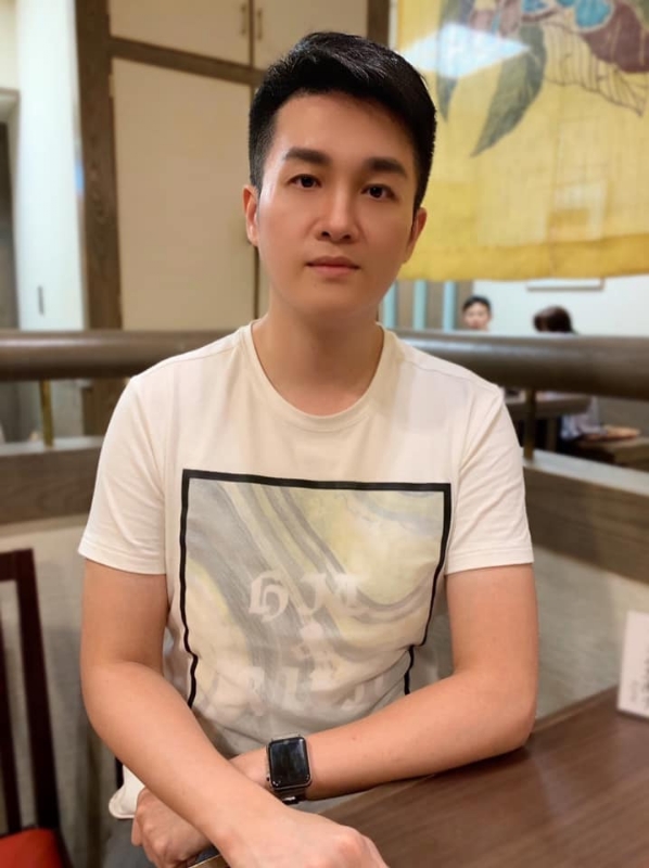 岁月流逝的第一张照片--日照相亲服务中心
