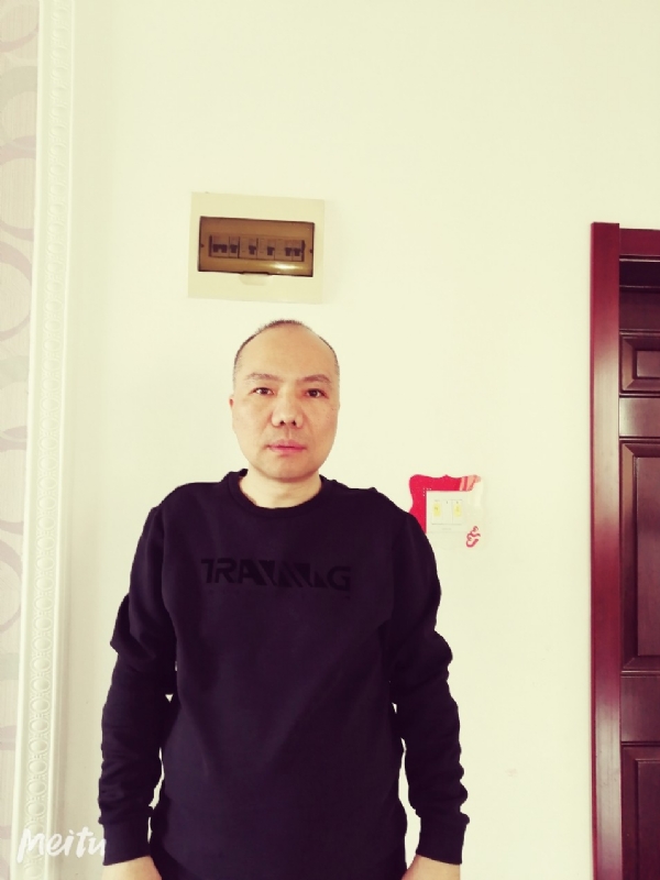 酒香四溢的第一张照片--日照相亲服务中心