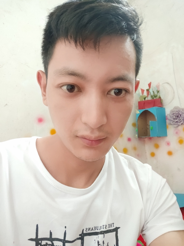 笑对人生的第一张照片--日照相亲服务中心