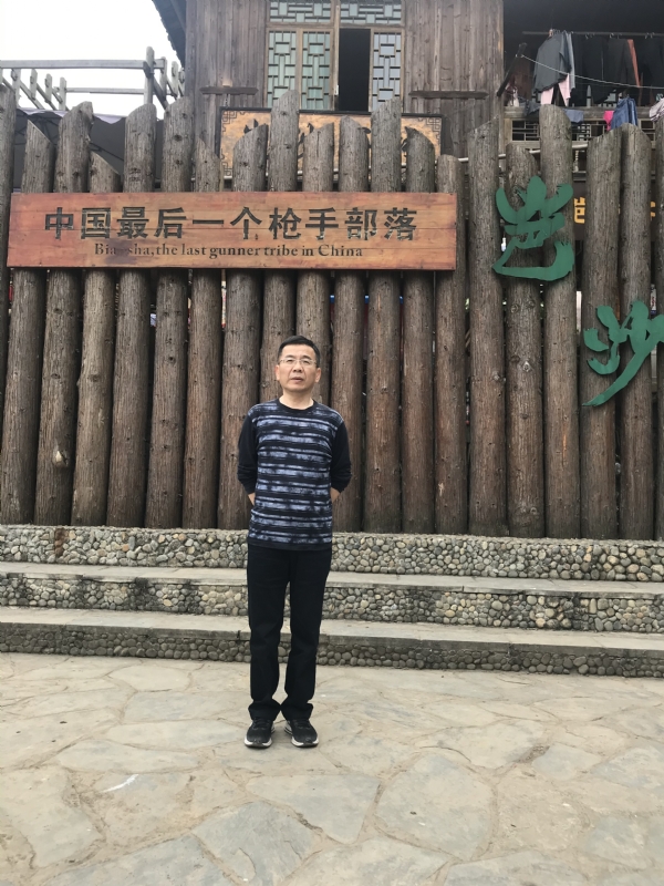 屯里的富豪的第一张照片--日照相亲服务中心