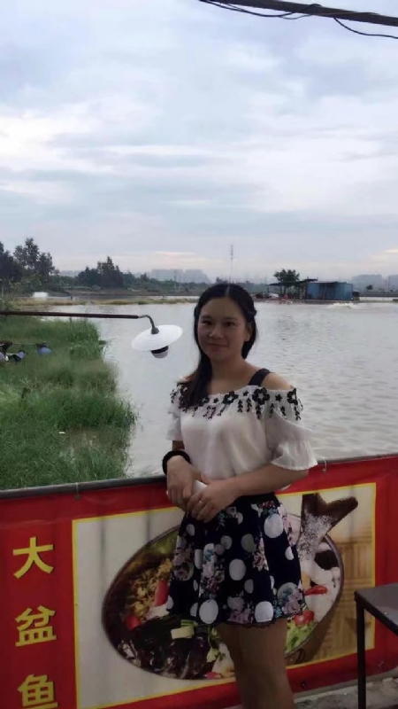 莹莹的第一张照片--日照相亲服务中心