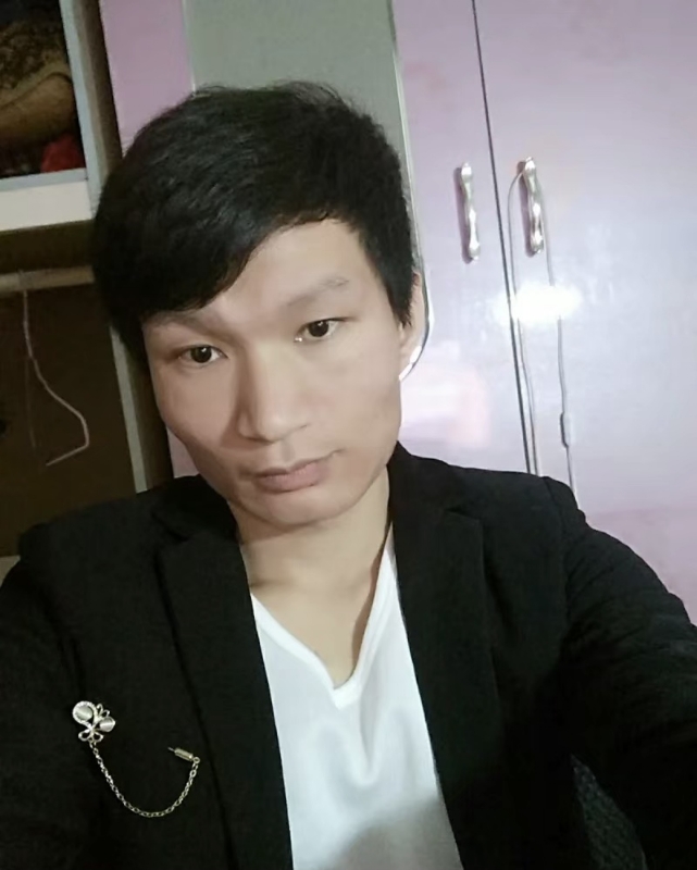 季绍伟的第二张照片--日照相亲服务中心