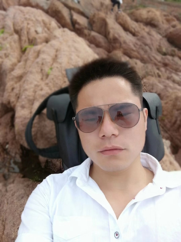易听的第一张照片--日照相亲服务中心