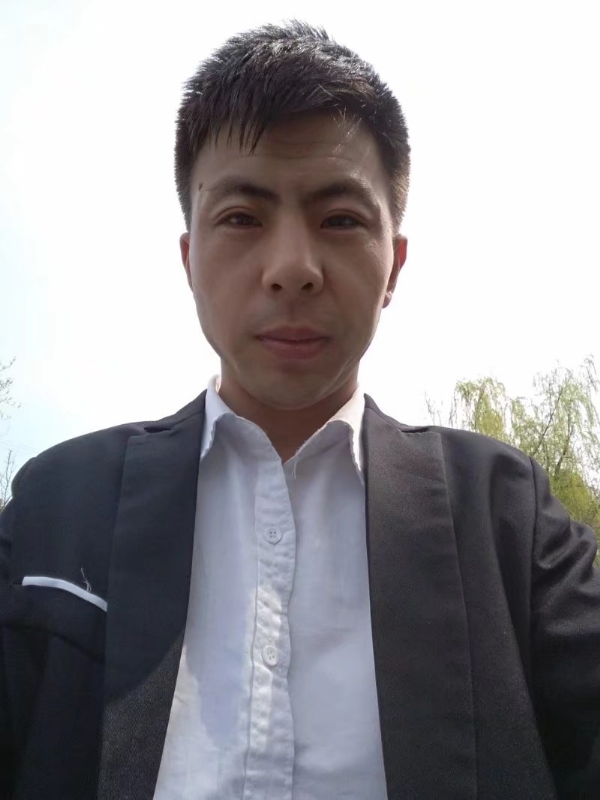 许以飞翔的第一张照片--日照相亲服务中心