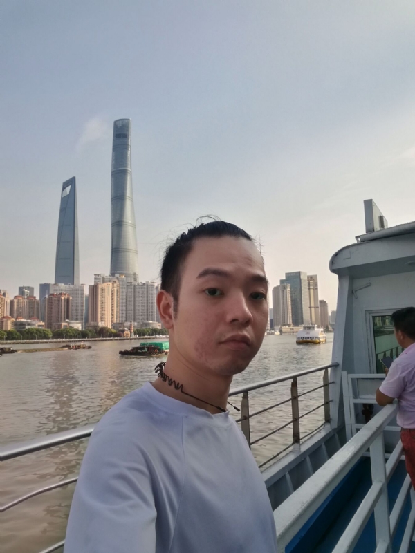 寻找爱情的孤单的第一张照片--日照相亲服务中心