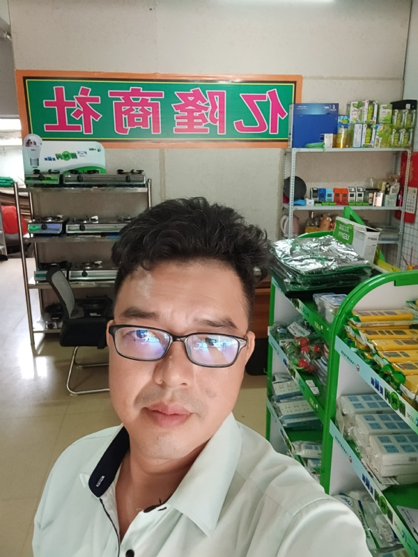 亿隆的第一张照片--日照相亲服务中心