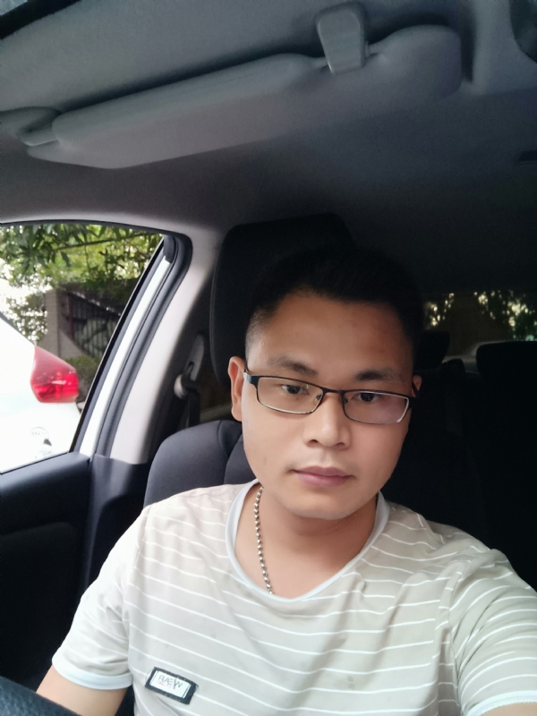 水明的第一张照片--日照相亲服务中心