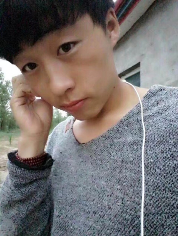 小胡的第一张照片--日照相亲服务中心