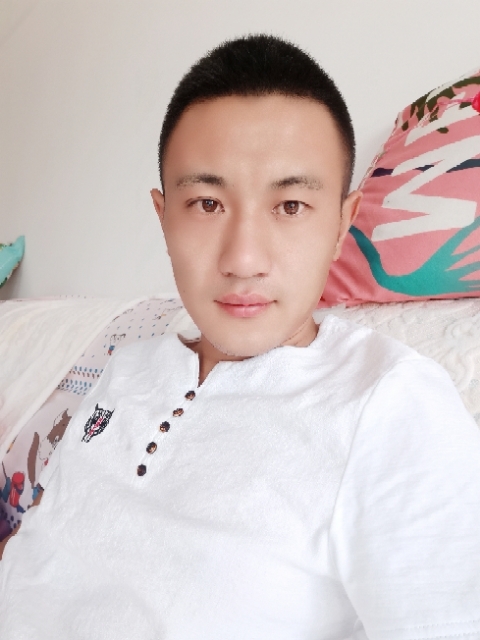海阔天空的第一张照片--日照相亲服务中心