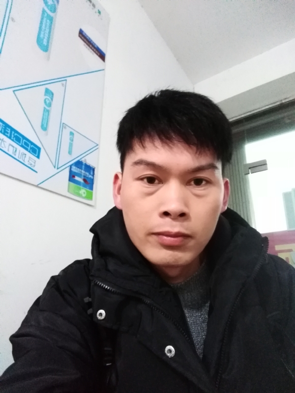 微笑的第一张照片--日照相亲服务中心