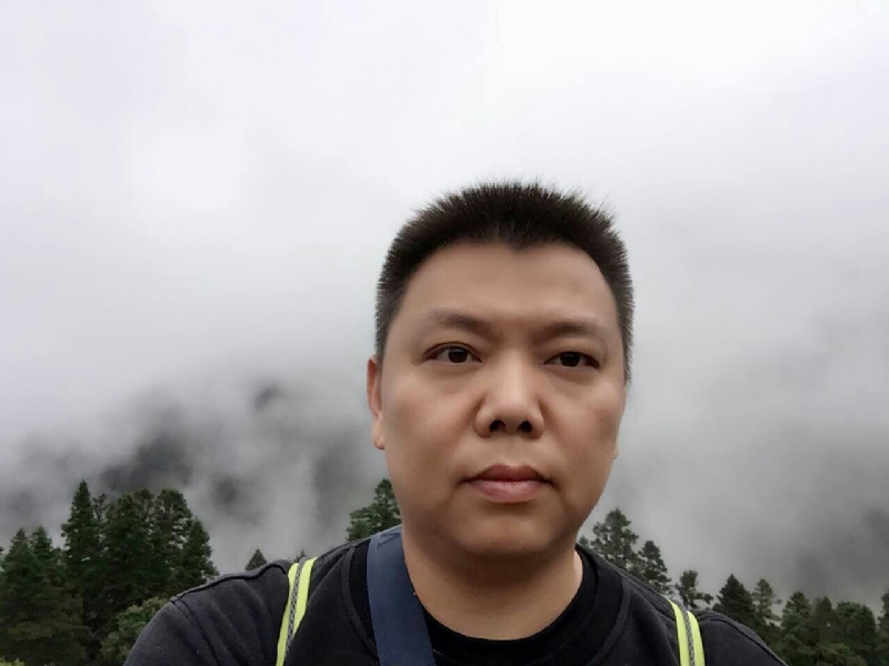 俊哥的第一张照片--日照相亲服务中心