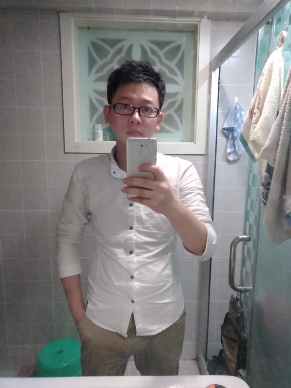 花谢魂伤的第一张照片--日照相亲服务中心