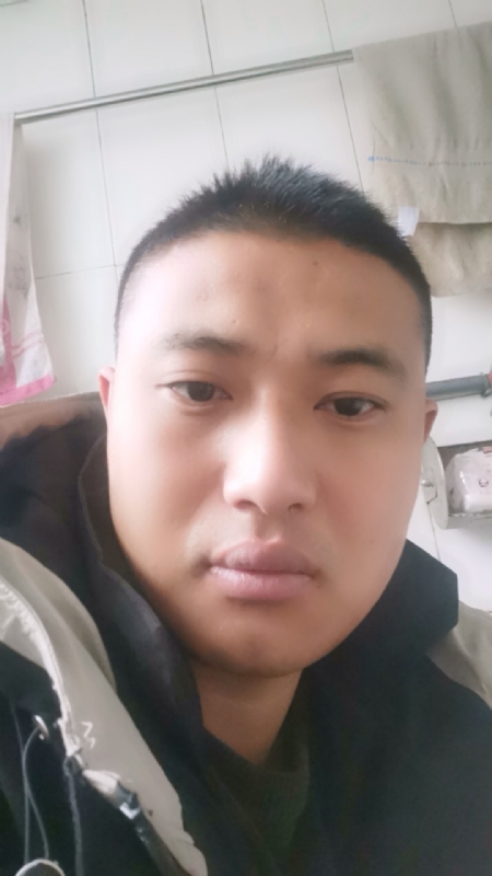 烟花再美不过瞬间的第一张照片--日照相亲服务中心