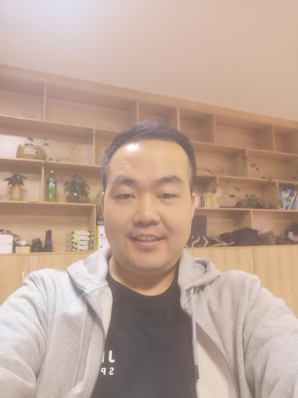 carl的第一张照片--日照相亲服务中心