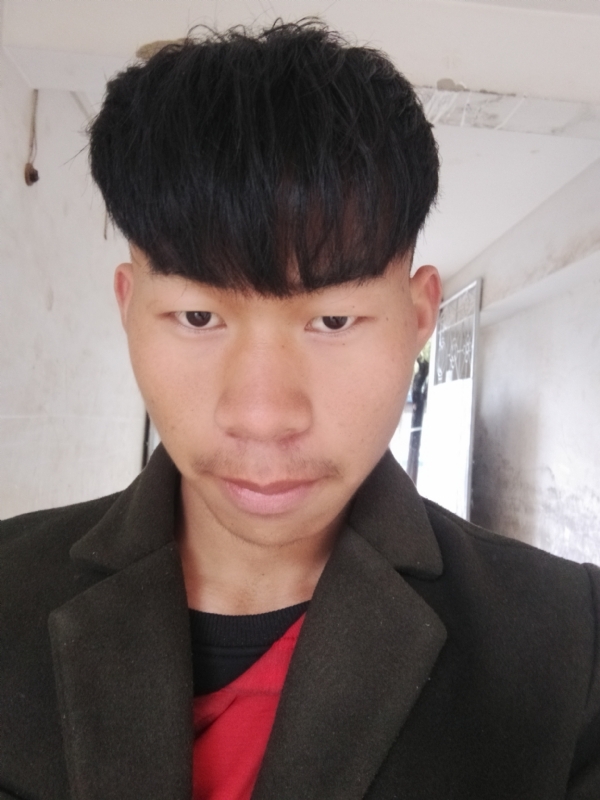 少年不在少的第一张照片--日照相亲服务中心