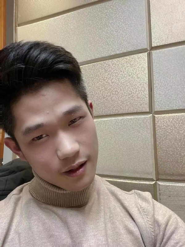 南墙的第一张照片--日照相亲服务中心