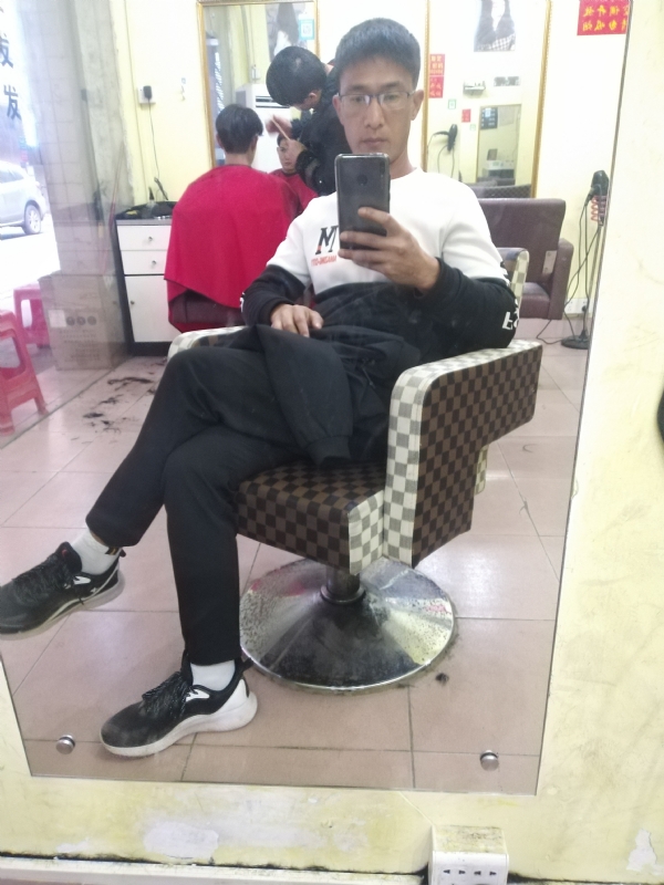 hushuai的第一张照片--日照相亲服务中心