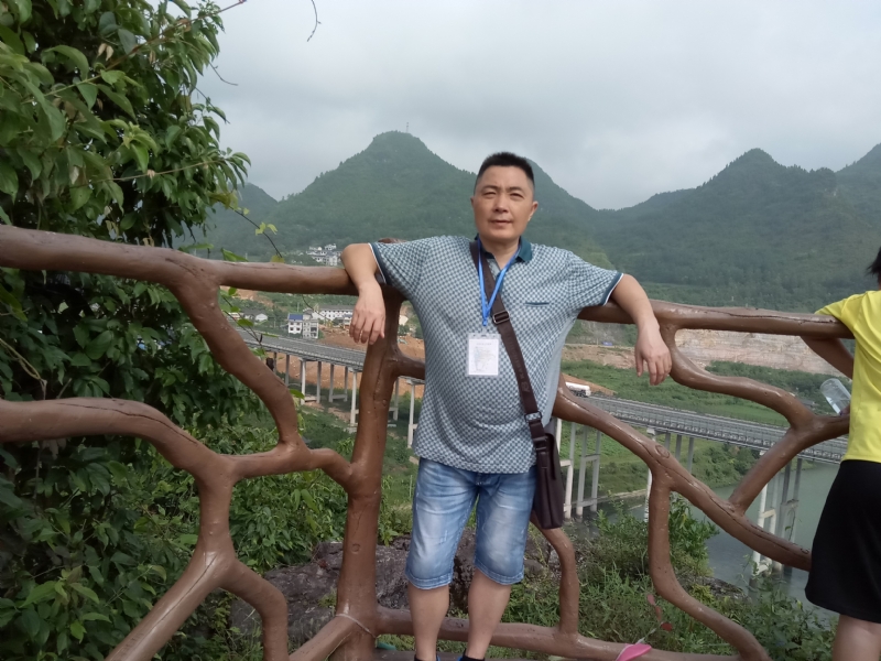 岁月无声的第一张照片--日照相亲服务中心