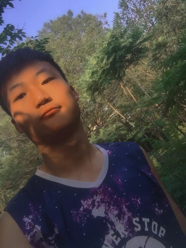 夏日的第一张照片--日照相亲服务中心