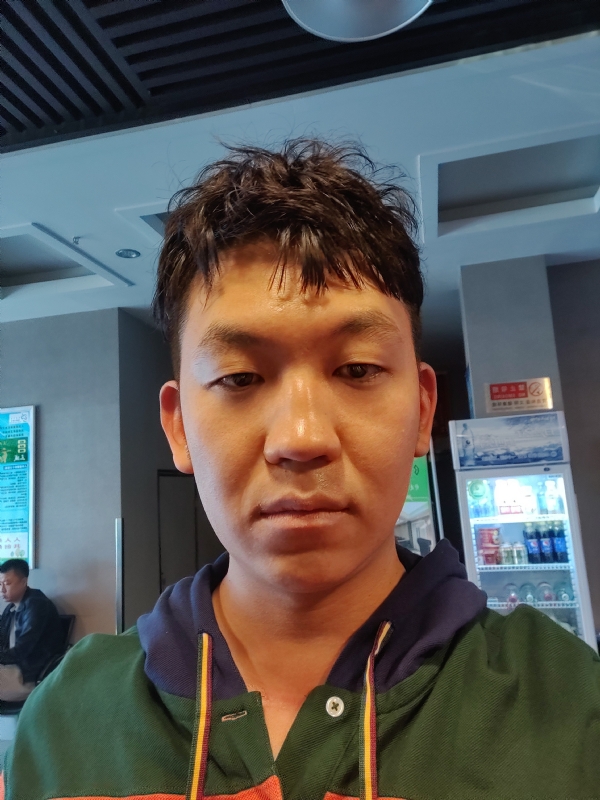 文哈哈的第一张照片--日照相亲服务中心