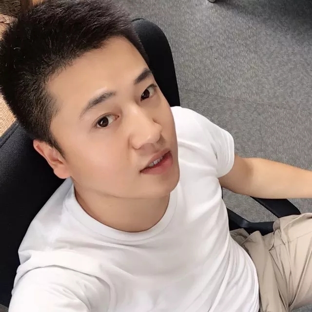 稻草人的第一张照片--日照相亲服务中心