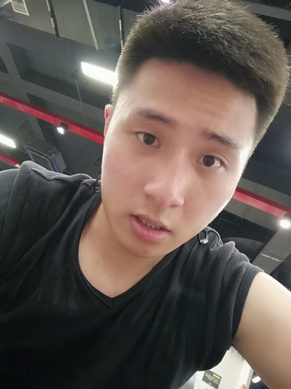 江南的雨的第一张照片--日照相亲服务中心