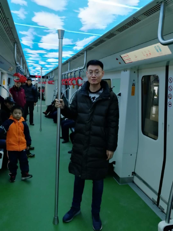 朱利安的第一张照片--日照相亲服务中心