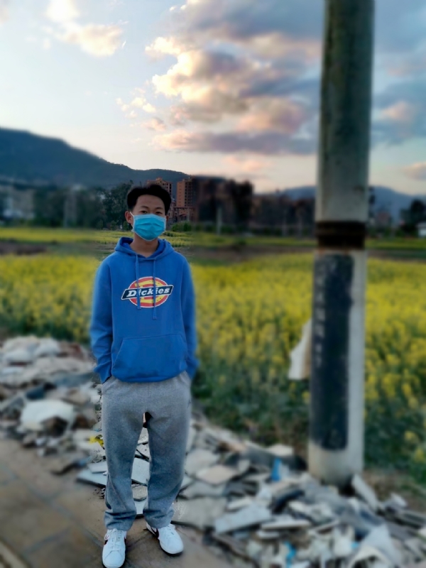 rich的第一张照片--日照相亲服务中心
