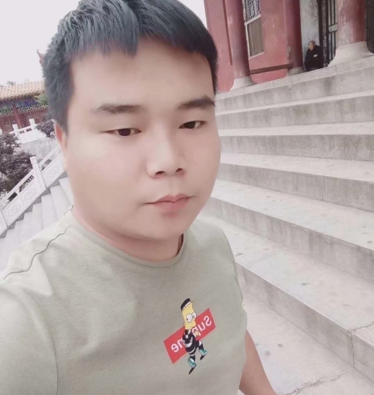 无邪的第一张照片--日照相亲服务中心