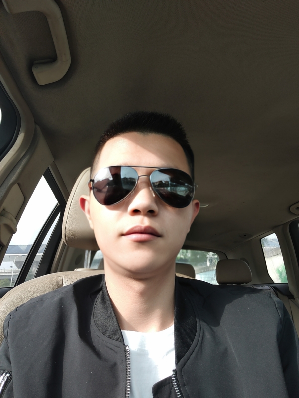 葛先生的第二张照片--日照相亲服务中心