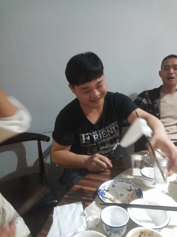 非诚勿扰的第一张照片--日照相亲服务中心