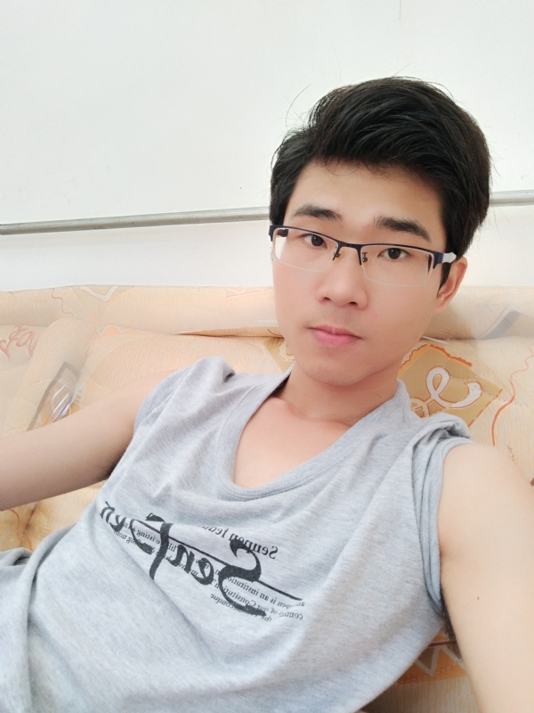 南国大帝的第一张照片--日照相亲服务中心