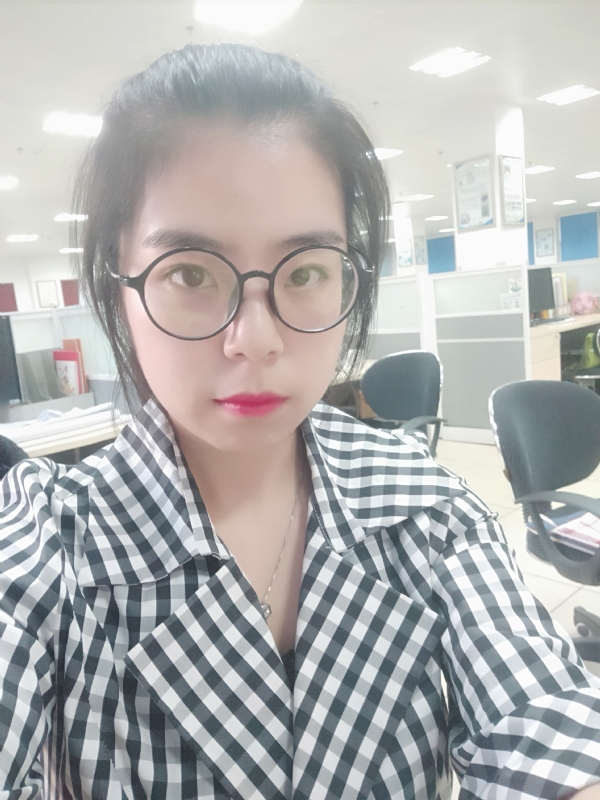 莹莹的第一张照片--日照相亲服务中心