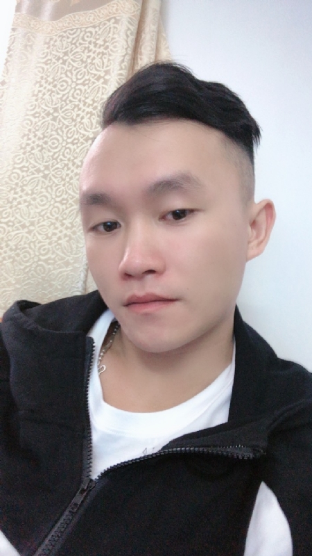 士多啤梨的第一张照片--日照相亲服务中心
