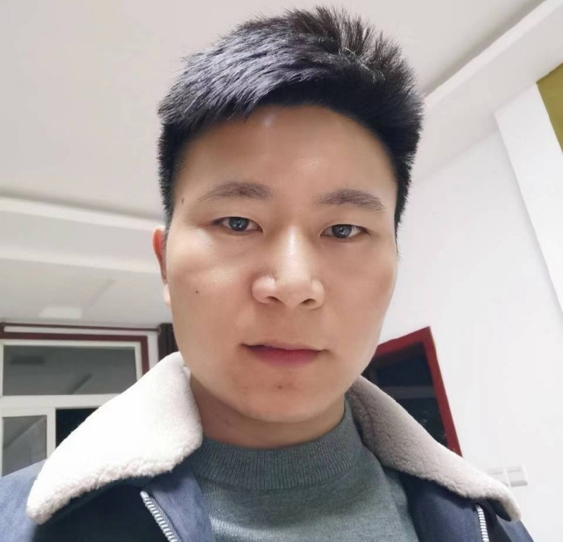 延峰的第一张照片--日照相亲服务中心